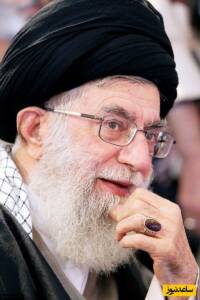 انتصاب آیت الله خامنه ای به ریاست خدمه آستان قدس رضوی +عکس