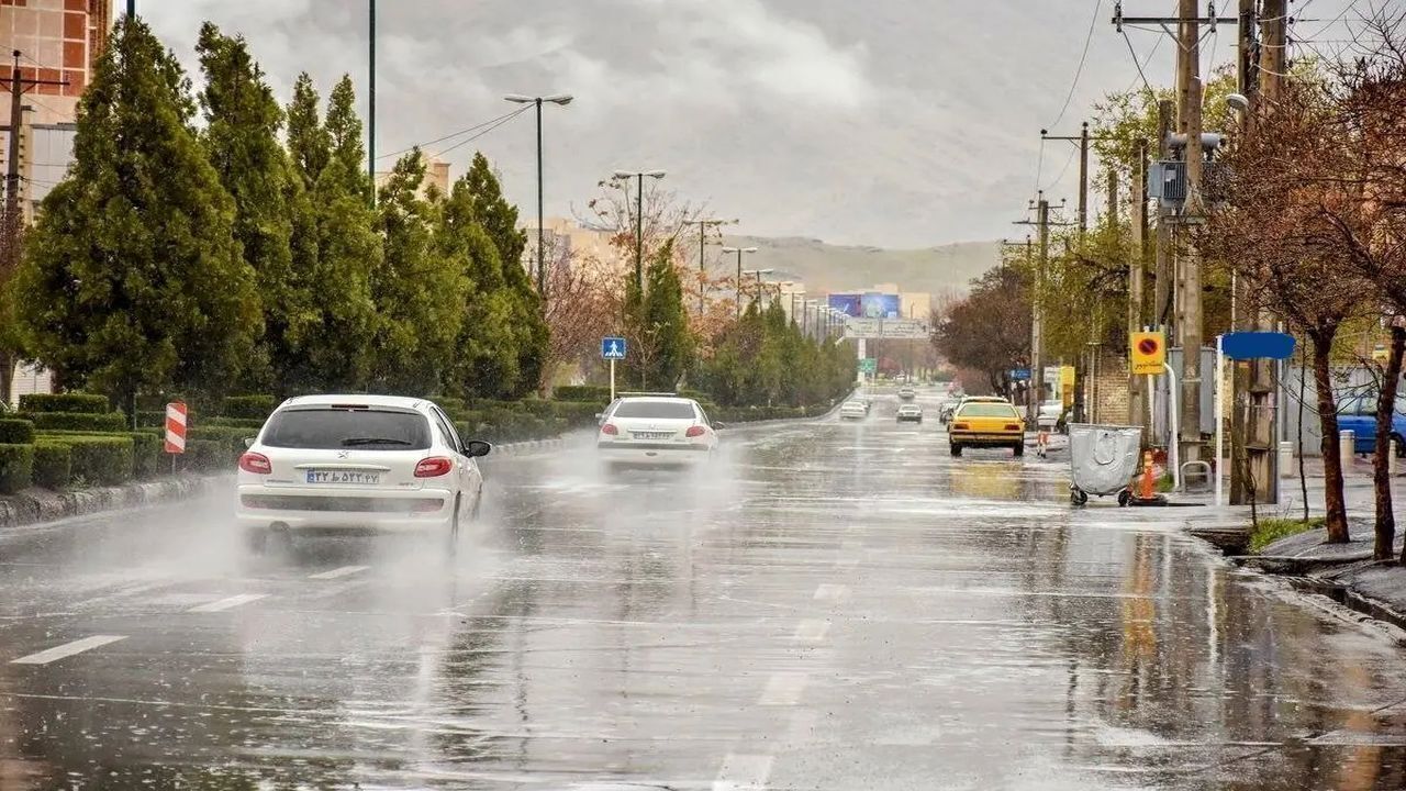 تداوم بارش‌های پراکنده و وزش باد در استان سمنان