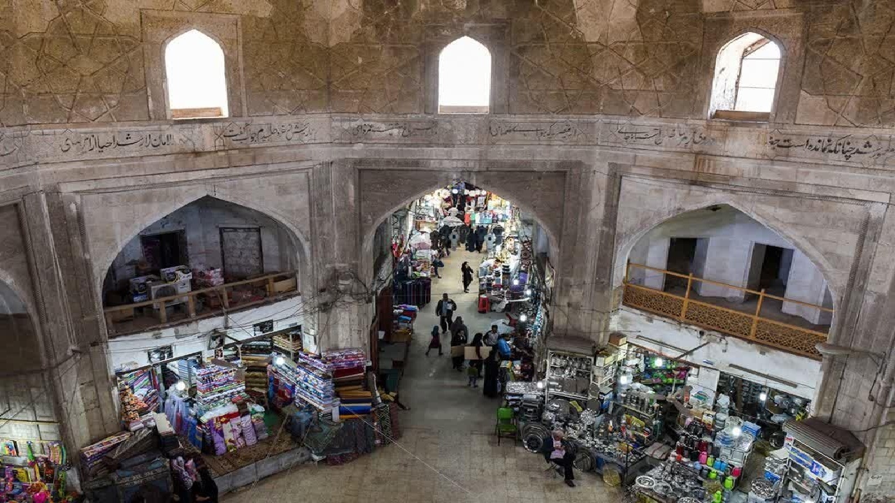 بازار قیصریه لارستان آماده مرمت می‌شود