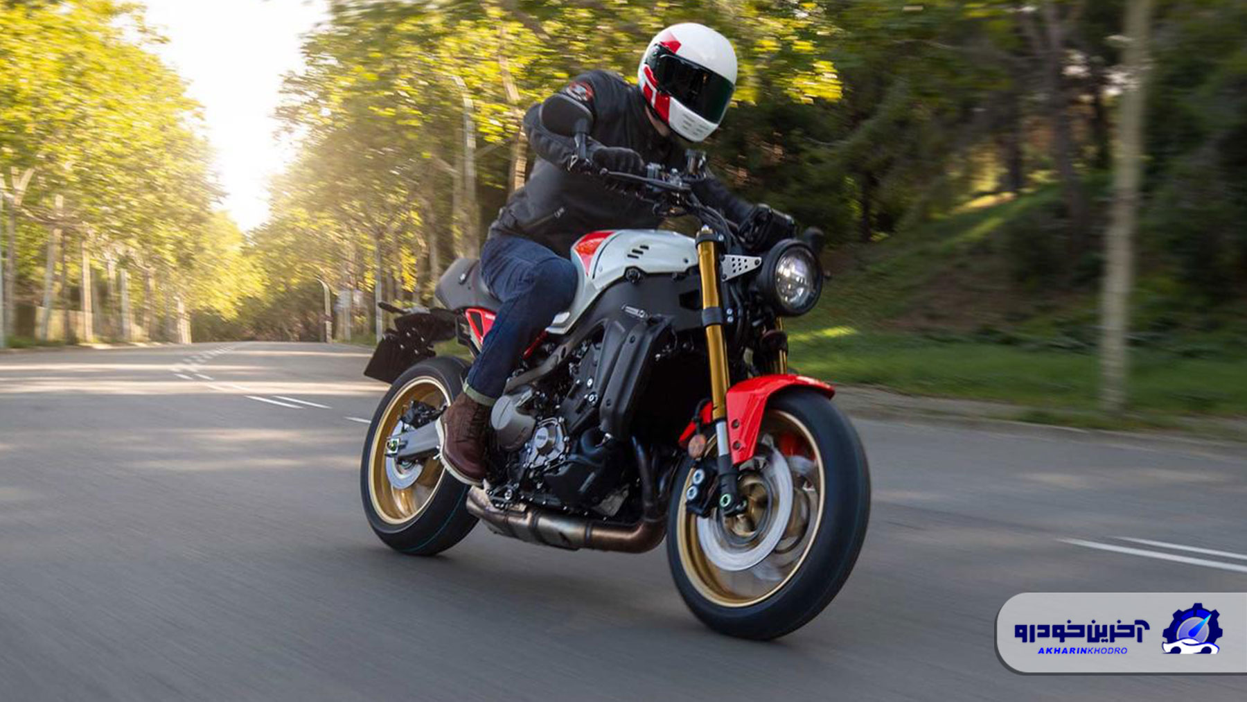 بررسی یاماها XSR900 مدل ۲۰۲۴