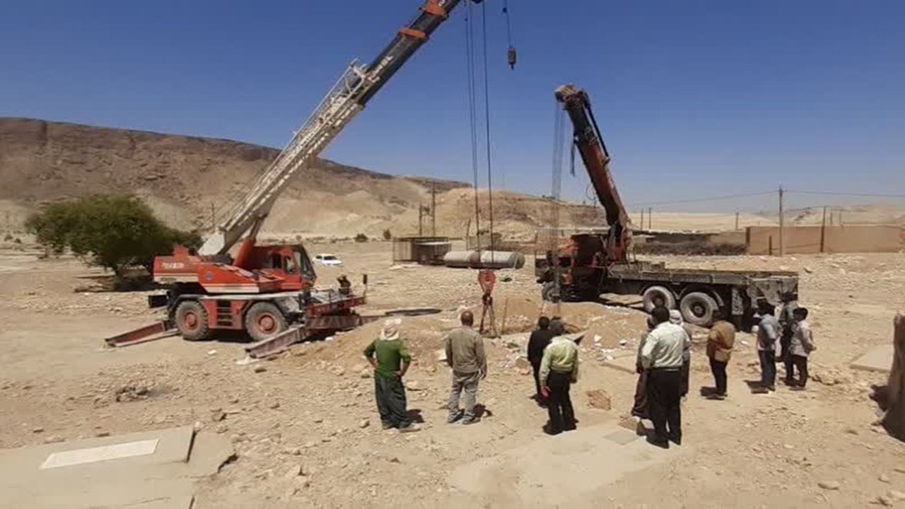 جداسازی مقبره شهید جواد رضایی جهت انتقال به مکانی دیگر