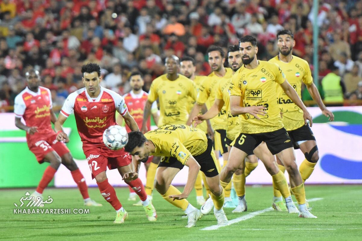 دیدار پرسپولیس و سپاهان لغو شد!