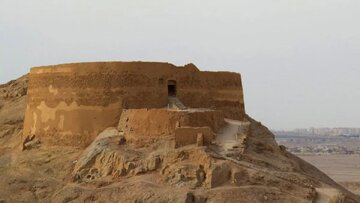 سنت عجیب وداع با مردگان در برخی از مناطق جهان