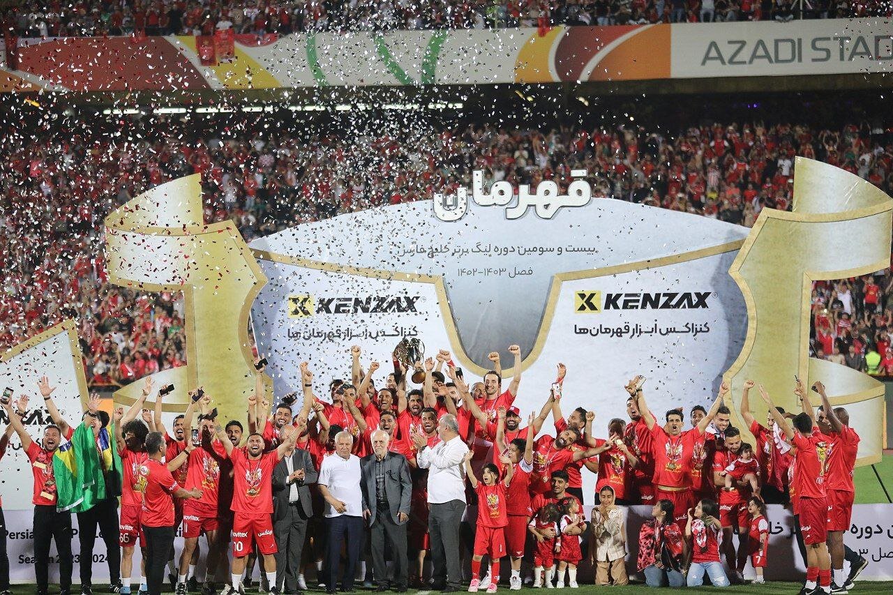 عکس | اقدام هماهنگ پرسپولیسی‌ها برای حمایت از رضا درویش