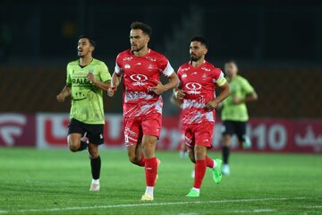 عکس| قلب اورونوف حالا با پرسپولیس است