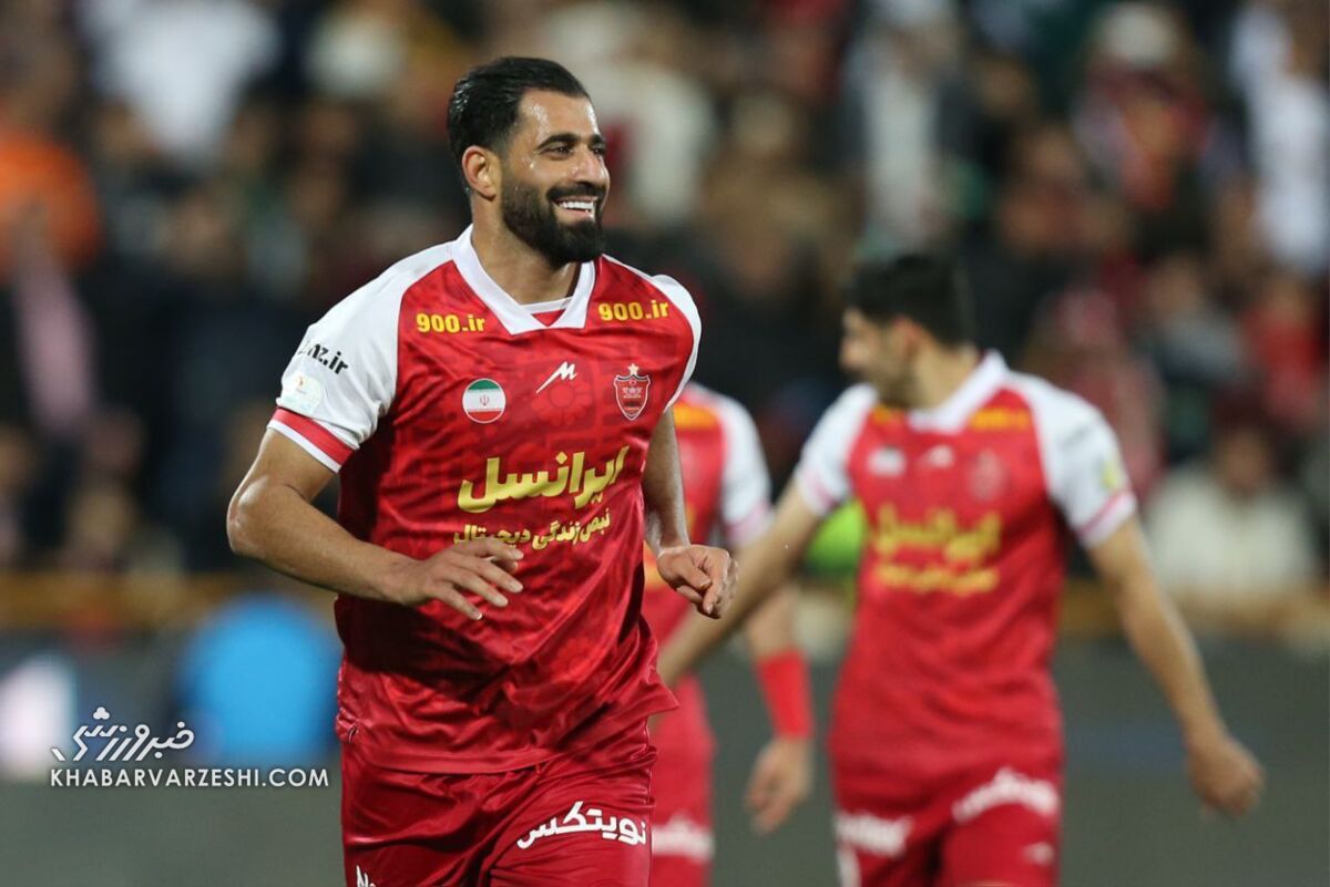 عکس| مدافع ملی‌پوش در پرسپولیس ماندنی شد