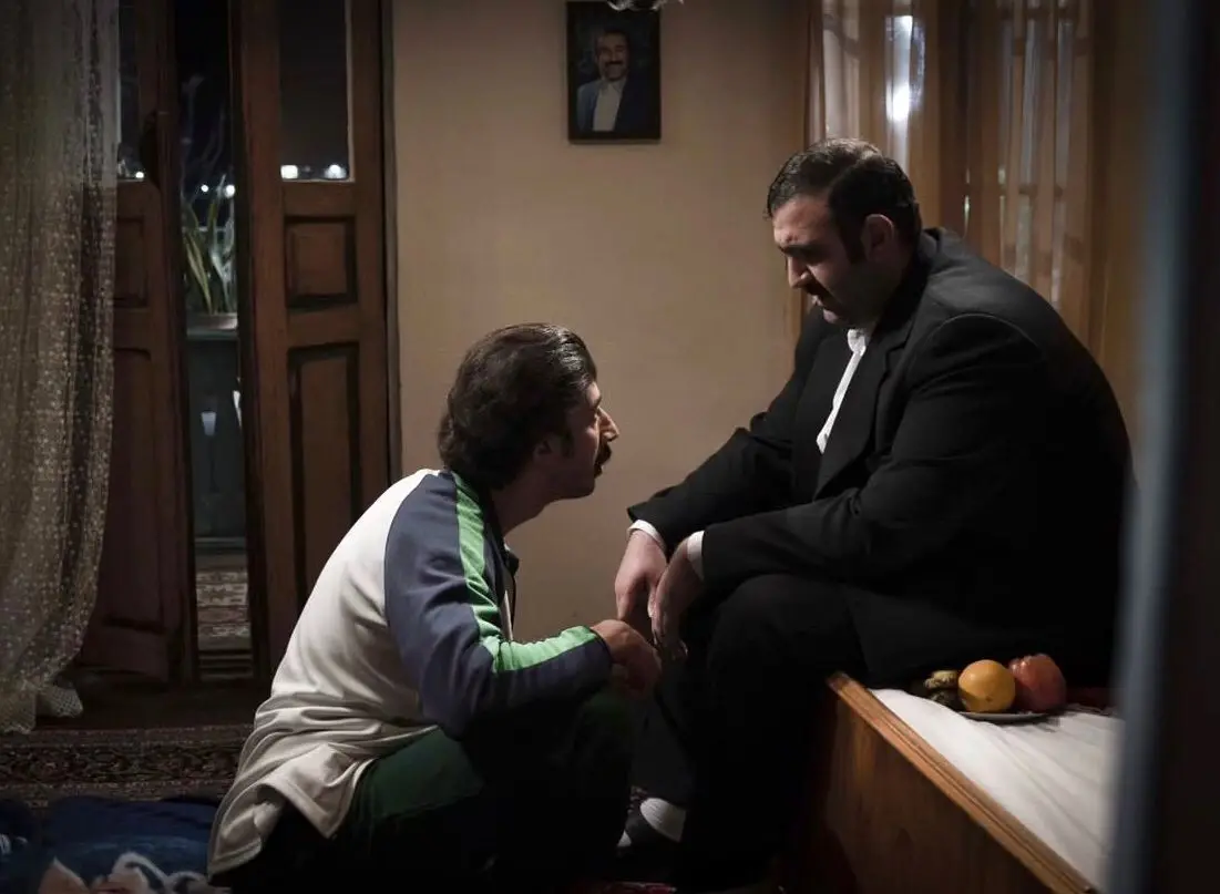 فهیمه در کنار بهروز و بهتاش خارج از سریال پایتخت ۷/ عکس