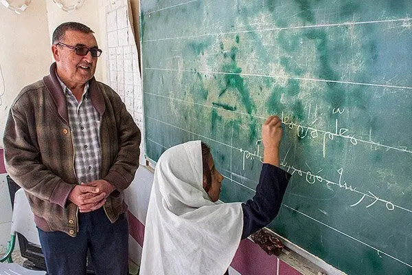 مدارس فردا چهارشنبه ۱۲ دی ۱۴۰۳ تعطیل شد؟/ اسامی به تفکیک شهرها