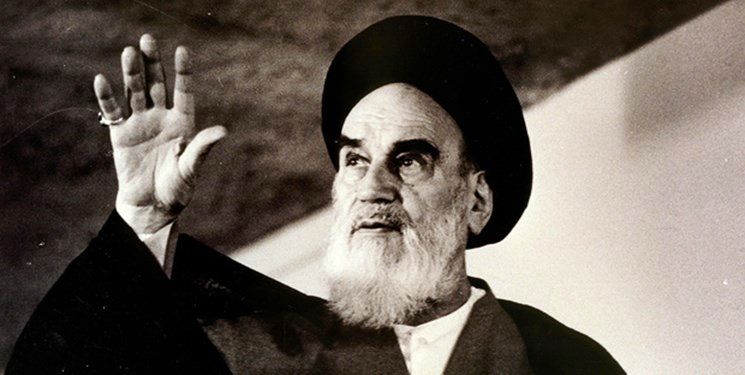 مراسم سی و پنجمین سالگرد ارتحال امام خمینی (ره) آغاز شد