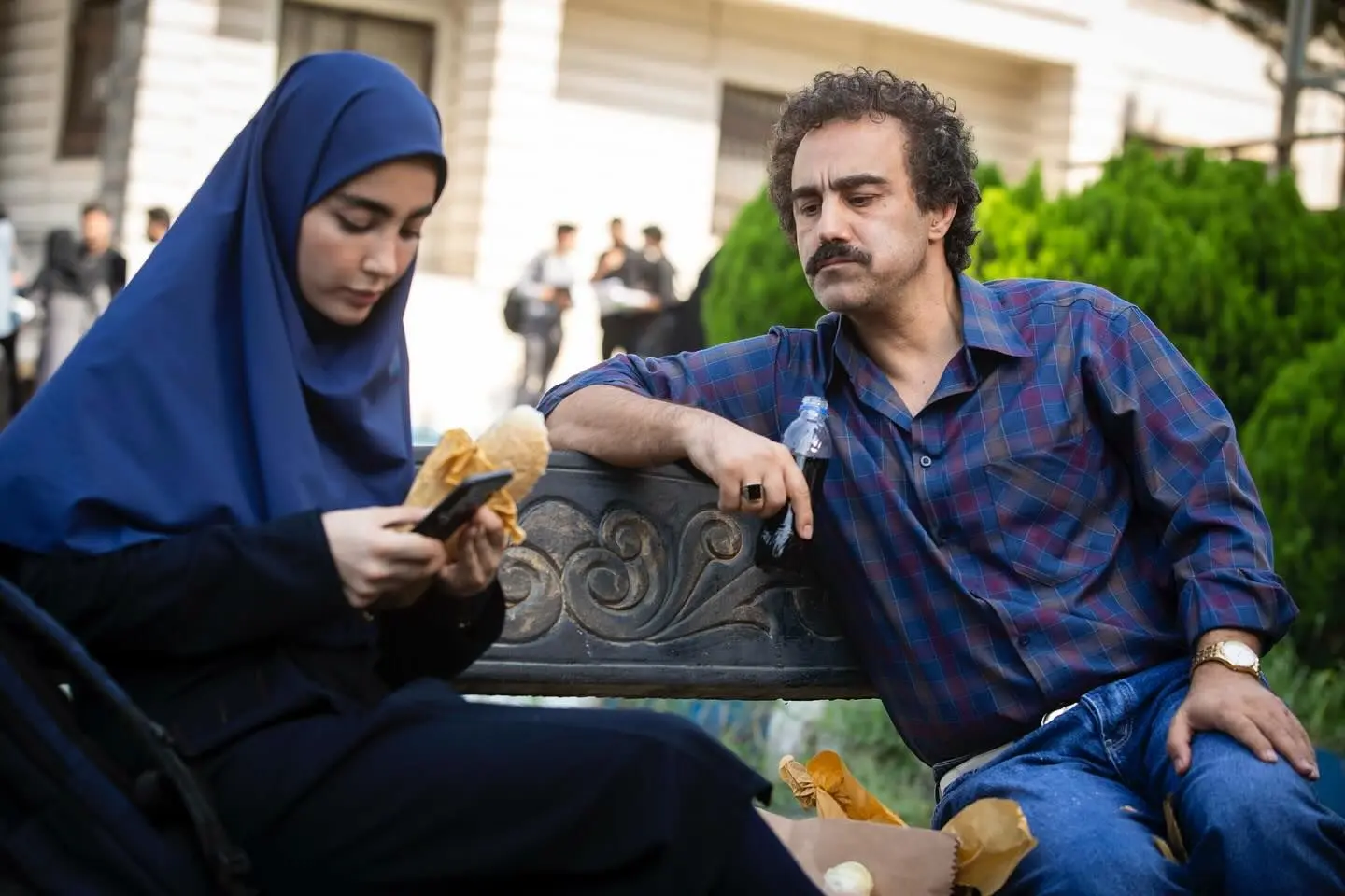 چهره جذاب سنا حسینی بازیگر سارا دختر نقی معمولی/ عکس