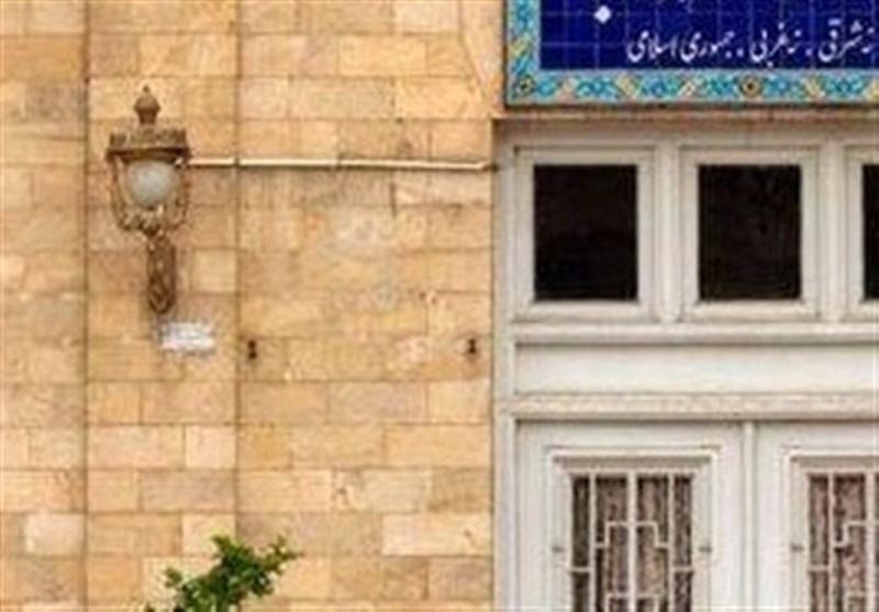 کاردار سوئد به وزارت خارجه احضار شد