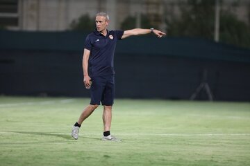 گل‌محمدی:می‌شد این پرسپولیس را برد